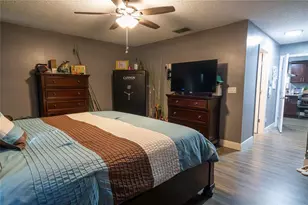 1038 Singleton Cir, Groveland, FL 34736 - Photo 15