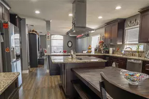 1038 Singleton Cir, Groveland, FL 34736 - Photo 7