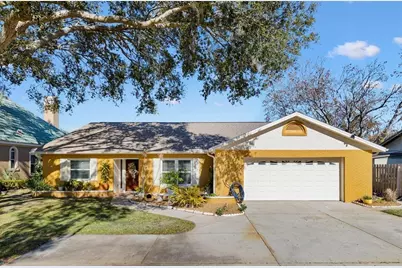 804 N Shore Drive, Leesburg, FL 34748 - Photo 1