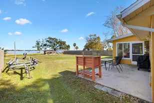 804 N Shore Dr, Leesburg, FL 34748 - Photo 29