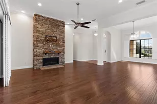 39513 Hillrise Ln, Lady Lake, FL 32159 - Photo 15