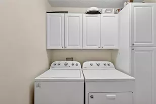 604 Hartley Pl, The Villages, FL 32162 - Photo 27