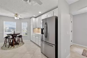 604 Hartley Pl, The Villages, FL 32162 - Photo 9