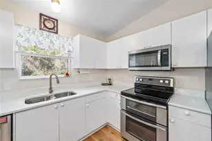 2027 Cipriano Pl, The Villages, FL 32159 - Photo 13