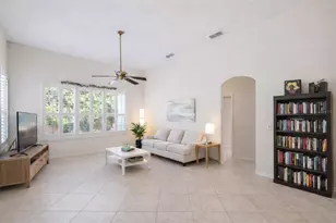 8032 Pine Hollow Dr, Mount Dora, FL 32757 - Photo 9