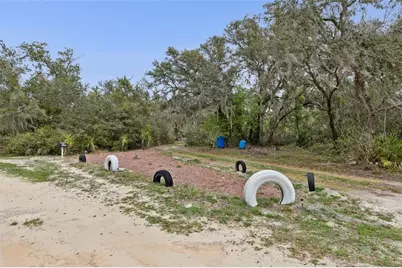 22932 Carolyn Lane, Astatula, FL 34705 - Photo 27