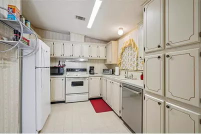 8625 Silver Trail, Leesburg, FL 34788 - Photo 9