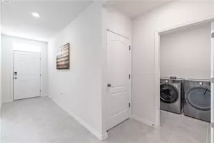 976 Bear Hammock Dr, Umatilla, FL 32784 - Photo 5