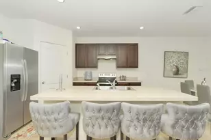 714 Auburn Grv Ct, Auburndale, FL 33823 - Photo 3