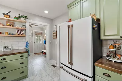 831 N Grandview Street, Mount Dora, FL 32757 - Photo 13