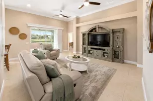 10161 Julia Isles Ave, Oxford, FL 34484 - Photo 9