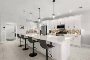 6605 Newell Loop, The Villages, FL 32163 - Photo 3