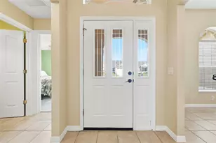 701 Cordova Cir, The Villages, FL 32162 - Photo 5