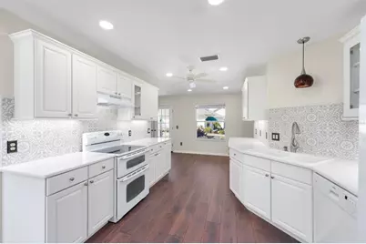 1601 Chavez Court, The Villages, FL 32159 - Photo 9