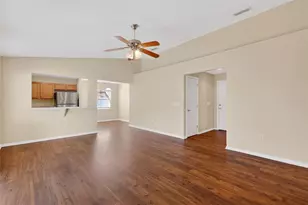 1088 Brenton Manor Dr, Winter Haven, FL 33881 - Photo 9