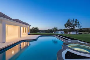 17850 Coralwood Ln, Groveland, FL 34736 - Photo 3