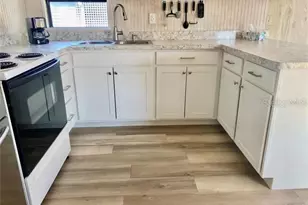 610 Cottage Park Ln, Leesburg, FL 34748 - Photo 7