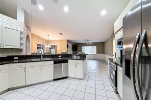 13700 SE 90th Ct, Summerfield, FL 34491 - Photo 9