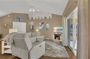 10521 Cedar Forest Cir, Clermont, FL 34711 - Photo 7