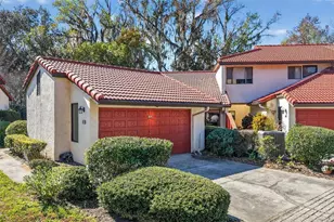 301 Clusterwood Dr, Yalaha, FL 34797 - Photo 1