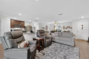 12058 Callicarpa Ln, Leesburg, FL 34788 - Photo 9