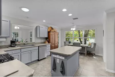 17645 SE 93rd Carson Terrace, The Villages, FL 32162 - Photo 13