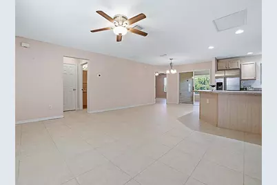 17411 SE 74th Netherclift Terrace, The Villages, FL 32162 - Photo 7