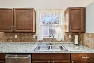 318 Skye Ct, Leesburg, FL 34788 - Photo 15