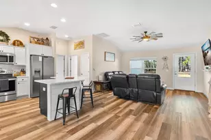 2495 County Rd 245D, Oxford, FL 34484 - Photo 11