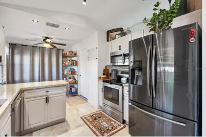 11305 SE 75th Court, Belleview, FL 34420 - Photo 9