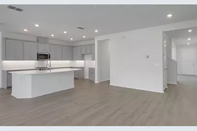 17417 Valleywood Parkway, Land O Lakes, FL 34638 - Photo 19