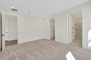 130 Bragg Ln, Lakewood Ranch, FL 34240 - Photo 17