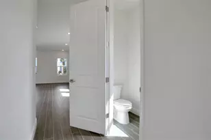 200 Eagleston Ln, Lakewood Ranch, FL 34240 - Photo 33