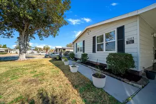 1003 Matthew Ave, Lady Lake, FL 32159 - Photo 5