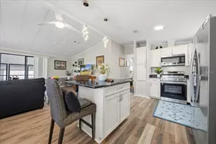 1003 Matthew Ave, Lady Lake, FL 32159 - Photo 9