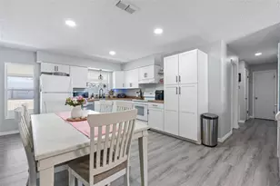 36424 S Fish Camp Rd, Grand Island, FL 32735 - Photo 11