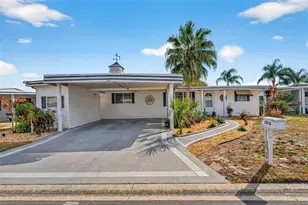 1018 Southland Dr, Tavares, FL 32778 - Photo 1