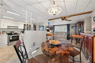 1018 Southland Dr, Tavares, FL 32778 - Photo 19