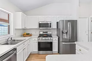 1564 Oak Forest Dr, The Villages, FL 32162 - Photo 13