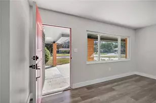 1503 Canal Ct, Tavares, FL 32778 - Photo 5