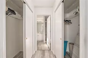 335 San Marino Dr, The Villages, FL 32159 - Photo 19