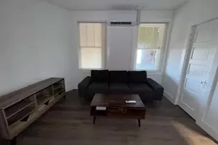 206 W Main St, Leesburg, FL 34748 - Photo 3