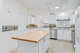 920 St Andrews Blvd, The Villages, FL 32159 - Photo 7