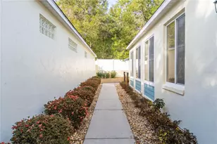 2432 NE 33rd Ct, Ocala, FL 34470 - Photo 5