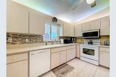 9826 SE 178th Lane, Summerfield, FL 34491 - Photo 13