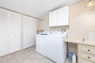 605 Rainbow Blvd, Lady Lake, FL 32159 - Photo 13