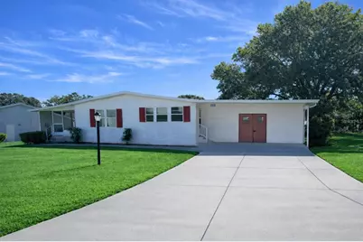 25308 Casa Del Lago Lane, Leesburg, FL 34748 - Photo 1