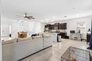 5470 Sunshine Dr, Wildwood, FL 34785 - Photo 9