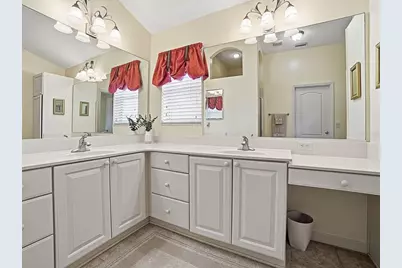 7240 SE 172nd Hazelwood Loop, The Villages, FL 32162 - Photo 17