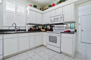 33122 Meadow Side Ct, Leesburg, FL 34748 - Photo 15